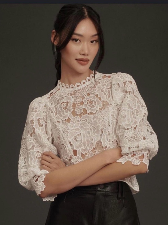 Anthropologie Tops - Anthropologie White Lace Puff-Sleeve Top Size L